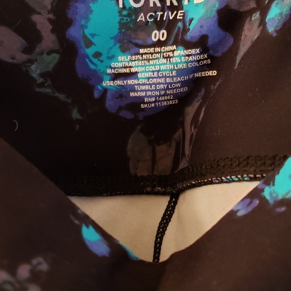 Torrid active leggings size 10